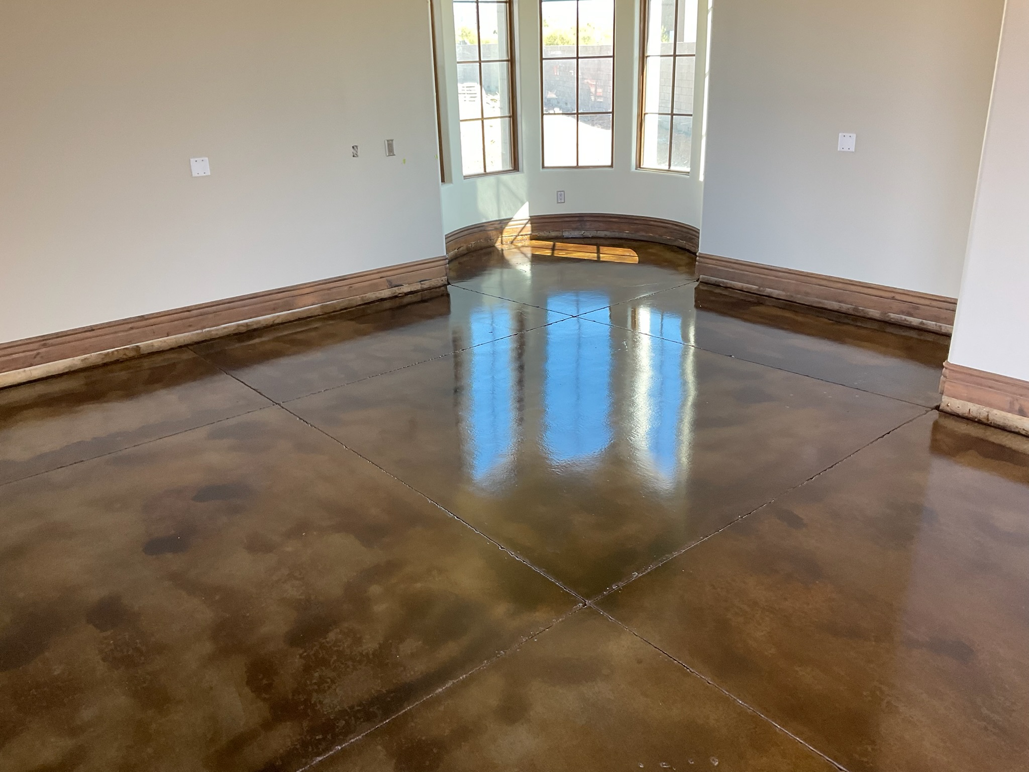 Metallic epoxy floor